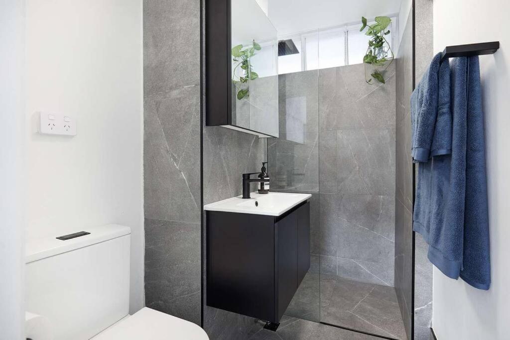 Sunny & Peaceful In - Rushcutters Bay Apartment